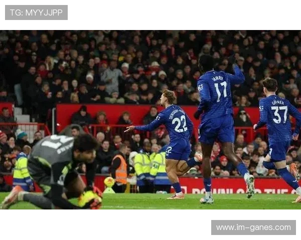爆冷后惨遭冷落昔日主力全场仅出场五分钟引发热议 爆冷后惨遭冷落昔日主力全场仅出场五分钟引发热议